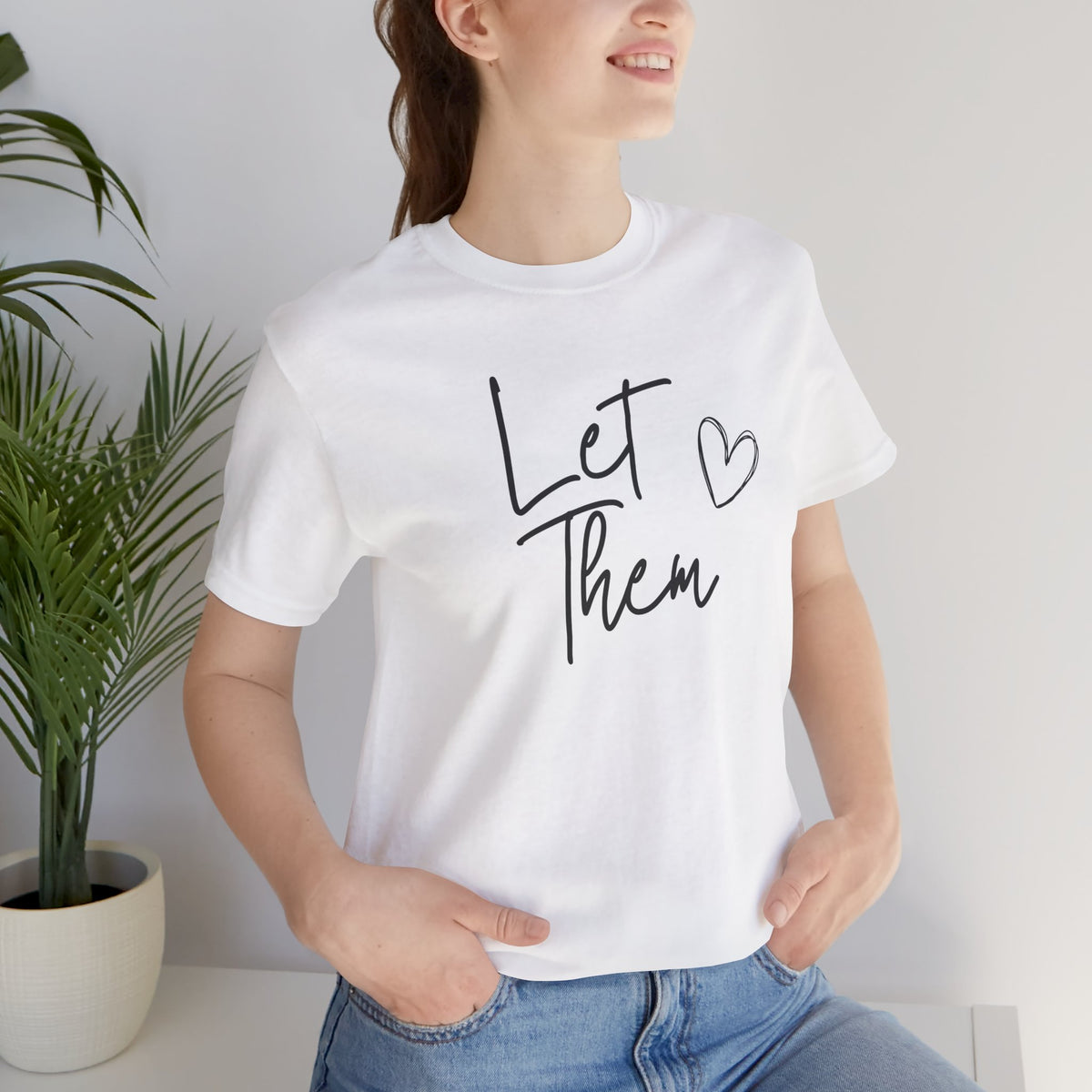 Let Them Heart Tee  Casual Script Graphic T-Shirt